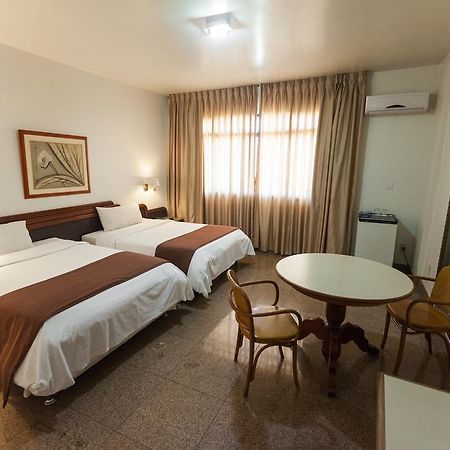 Dimas Lessa Hotel Montes Claros Exterior photo