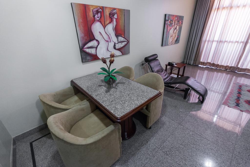 Dimas Lessa Hotel Montes Claros Exterior photo